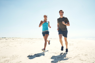 Gustavo Luíz Guilherme Pinto explica as diferenças entre atividade física e esporte e como cada uma impacta a saúde e o desempenho.