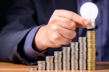 Andre de Barros Faria explica como a Inteligência Artificial fortalece a prevenção de fraudes e aprimora a gestão de riscos no setor financeiro.